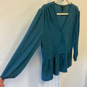 Ann Taylor Factory Teal Blue V-Neck Peplum Top Long Sleeve Blouse Size M 491073 thumbnail 3