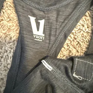 Vuori Performance medium racerback active tank top TS 3621 thumbnail 4