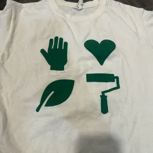 Starbucks volunteer White T-Shirt with Green Graphic thumbnail 2