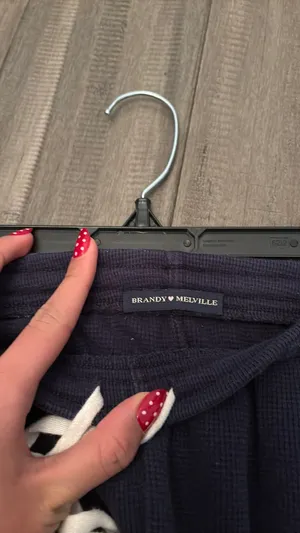 Brandy Melville Sweatpants thumbnail 3