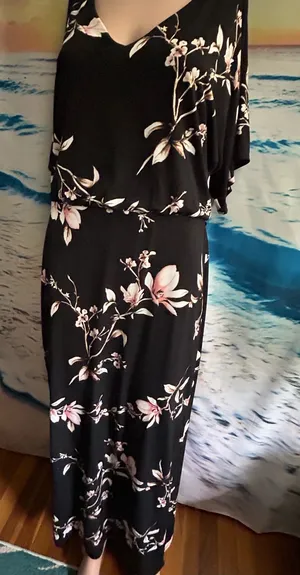 White House Black Market Womens Black Floral V-Neck Maxi Dress SM thumbnail 1