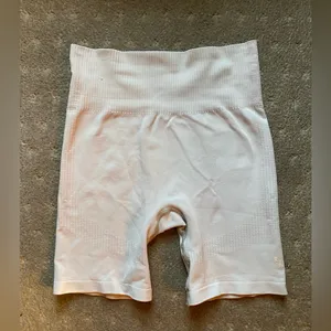 Women's Best Active Biker Shorts Gray thumbnail 4