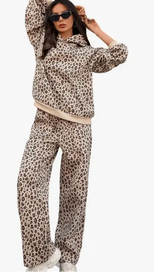 New Leopard Hoodie Sweatshirt and Sweatpants Set Small thumbnail 1