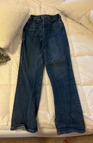 Madewell dark wash curvy perfect straight jeans thumbnail 1