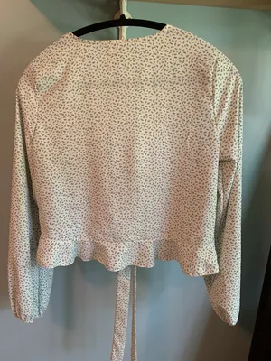 Dry Goods NWOT Tie Front Blouse thumbnail 2