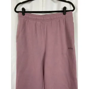 Aritzia Claremont Purple Pink Sweatfleece Cozy Fleece Jogger Pants Sz.M NWT thumbnail 2