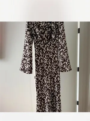 Zara Ruffled V-Neck Maxi Dress in Brown and white thumbnail 4