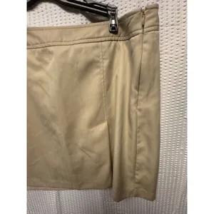 IZOD Women's Golf 2 piece Polo Skort‎ Set Tan White Zip Pockets Comfort Classic thumbnail 11