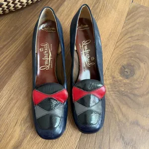 Vintage 60s 70s Imperial Block 2.5” Heel Shoes Navy Blue Black Red Grey 7 thumbnail 2