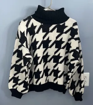 Adika Chunky Houndstooth Sweater  thumbnail 1