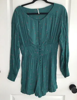 Free People Love Grows Green‎ Romper Size M thumbnail 1