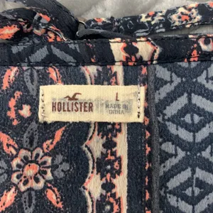Hollister Criss Cross Navy Blue Embroidered Cami Tank Size Large thumbnail 9
