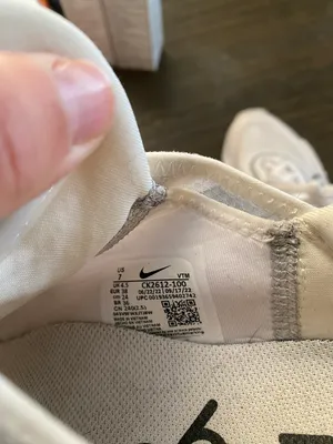 Running Shoes thumbnail 4