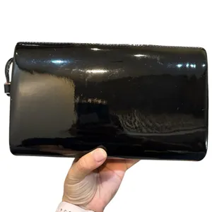 Vintage 80s Black Patent Leather Handbag Pleated Design Gold Shell‎ Closure thumbnail 3