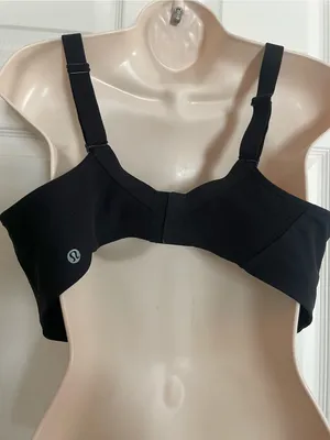 Lululemon Black Women's Supportive Sports Bra 40D thumbnail 2