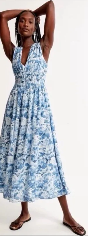 Abercrombie & Fitch Crinkle Shirred Waist Maxi Dress Floral Blue White‎ NEW XS thumbnail 1