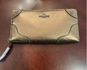NEW‎ Coach Accordion Zip Wallet Metallic Bronze Pebbled Leather 52645 thumbnail 1