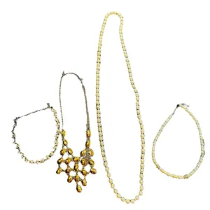 Costume Jewelry Necklaces Lot of 4 Pieces thumbnail 1