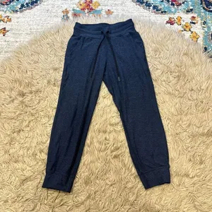 Lululemon Ready to Rulu Jogger Crop Sweats size 4 thumbnail 3