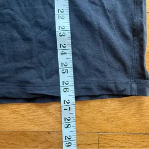 LULULEMON Black Short Sleeve T Shirt size Large thumbnail 3