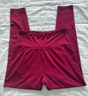 Amazon High Waisted Burgundy Leggings thumbnail 4