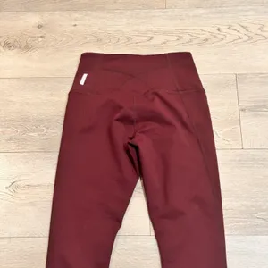 Zella Yoga Pants‎ Womens Size XSmall XS Maroon Pull On Stretch Activewear thumbnail 4