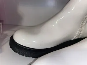 Steve Madden Chelsea Boots thumbnail 3