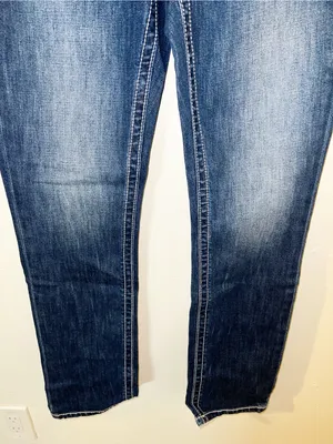 Miss Me Los Angeles Floral Pocket Detail Dark Washed Mid-Rise Straight Leg Jeans thumbnail 3