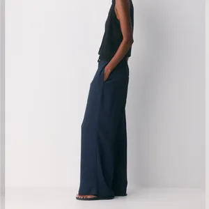 Aritzia Wilfred The Lodge Pant Crepette Navy Admiral thumbnail 2