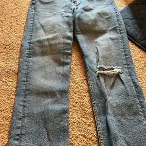 Zara high‎ rise jeans 10 thumbnail 4