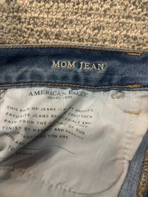 American Eagle Distressed Mom Jean High Rise thumbnail 5