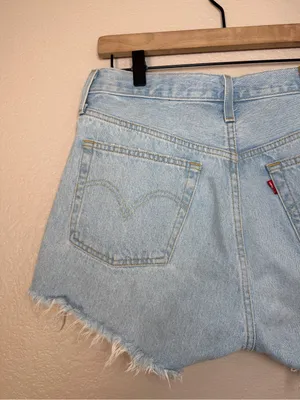 Levi’s 501 Original Denim Jean Shorts size 31 in Luxor Light Blue $75 thumbnail 9
