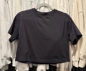 Lululemon Cropped Shirt thumbnail 1