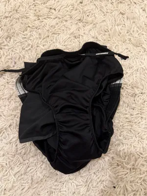 Nike dri-fit Women's Black Running Shorts with Grey Trim thumbnail 2