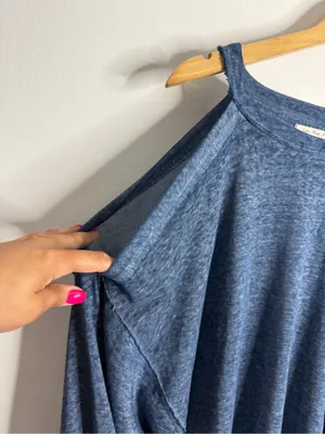 Free People We The Free Chill Out Blue Cold Shoulder‎ Burnout Tee Medium Boho Soft Girl thumbnail 6