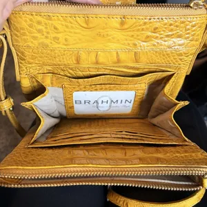Brahmin Yellow Croc Embossed Crossbody Zip Top Turn Lock Gold Hardware thumbnail 4