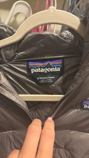 Grey Patagonia Coat thumbnail 2