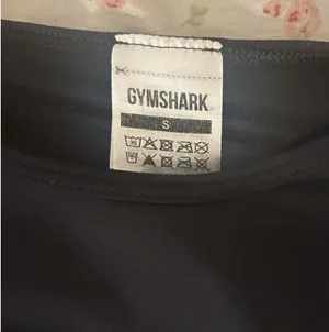 Gymshark Top Long Sleeve thumbnail 2