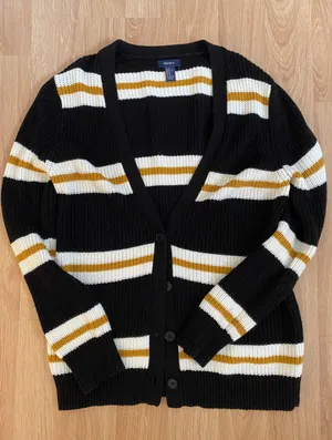 Forever 21 Vintage Chunky Cardigan thumbnail 1