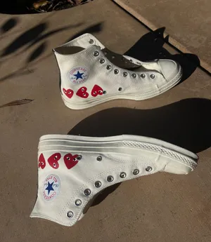 Converse Women’s Size 10 Pre loved men’s Chuck 70 High Top Comme des Garcons Play Multi Heart 9 thumbnail 4