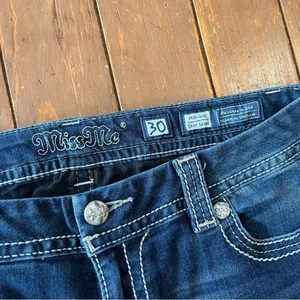 Miss Me Women’s Mid Rise Easy Skinny Embellished Pockets Y2K Jeans thumbnail 5