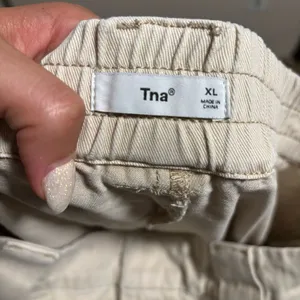 Wilfred TNA ARITZIA Cargo Pants Flax Beige Tan- Size XL thumbnail 11