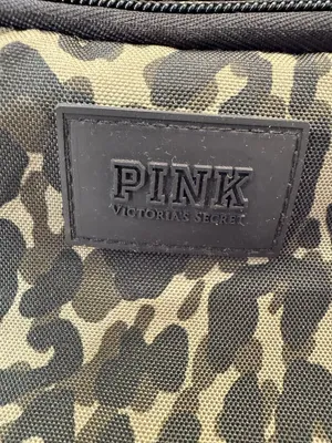 Victoria's Secret PINK Oversized Camo Belt Bag Crossbody Pack Fanny Pack thumbnail 2