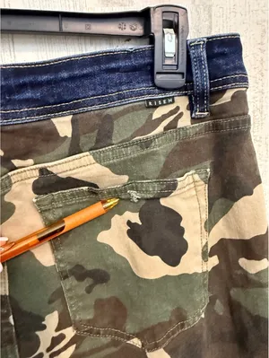 Risen Jeans Camo Wide Leg High Rise Stretch Pants Size 15/32 Y2K thumbnail 6
