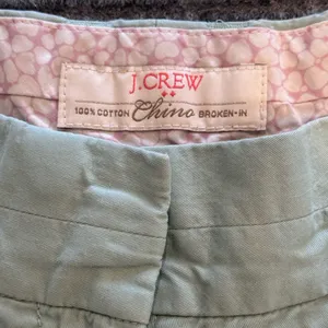 Women's J.Crew Mint Green Broken In Casual Cotton Chino Shorts size 2‎ thumbnail 2