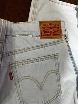 Levi’s Light Wash Denim Jeans Super Low Two Toned Wide Leg High Rise Size 28 thumbnail 5