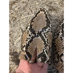 Steve Madden Ally Tan Snake Studded Mule Slides Shoes thumbnail 4