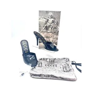 Gucci Scarlet Black Patent Leather Open Toe Mule Slides Heels EU 37 thumbnail 3