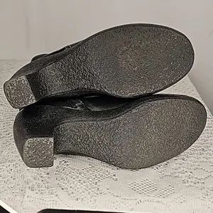 Viittorio D' Firenze zip up black leather heeled booties ankle boots sz 6.5 thumbnail 7