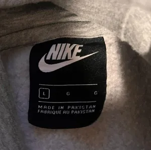 Nike Hoodie thumbnail 3
